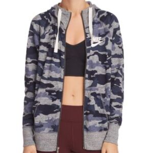 Nike Women’s Gym Vintage Camo Hoodie size S